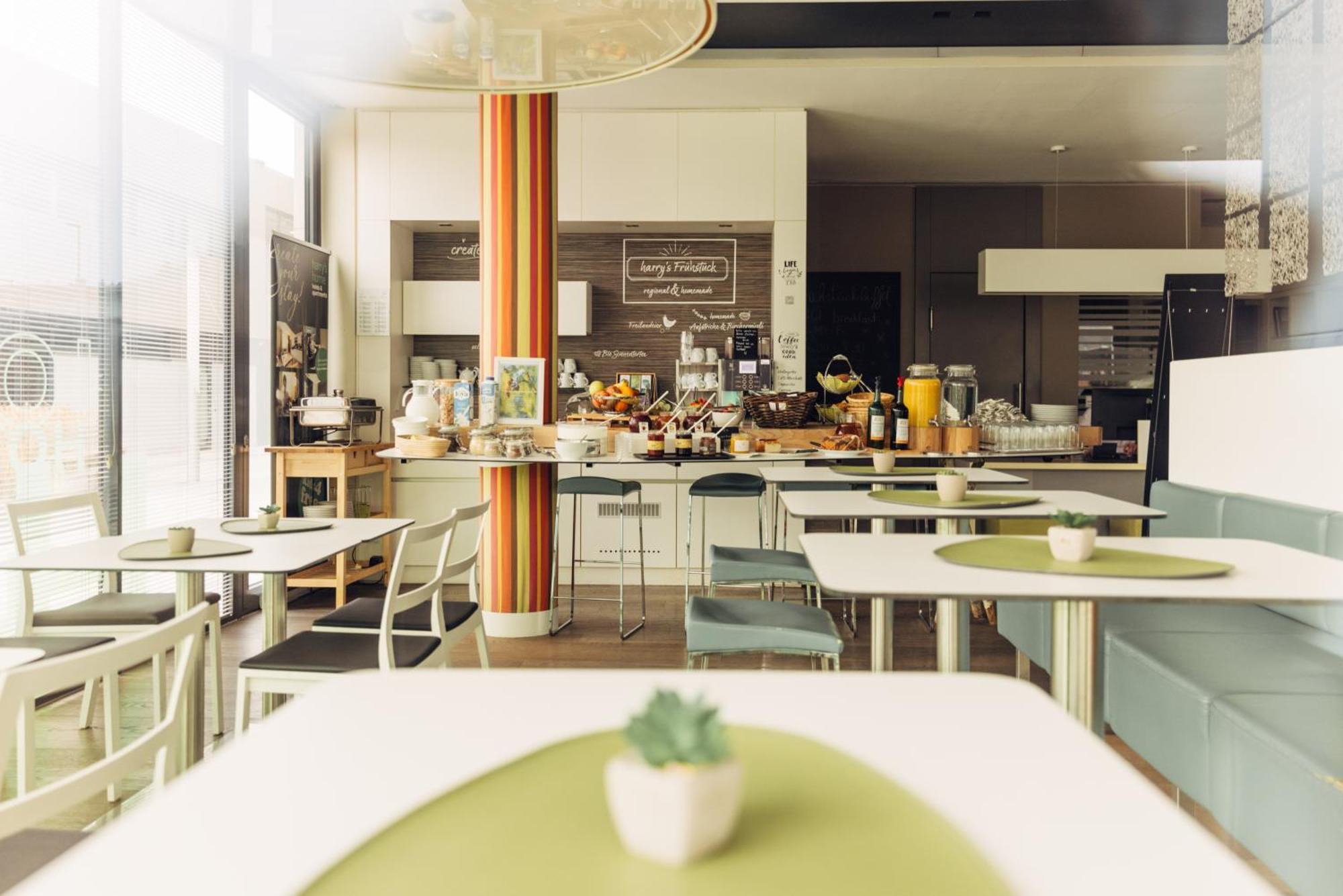 Harry'S Home Hart Bei Graz Hotel & Apartments Экстерьер фото