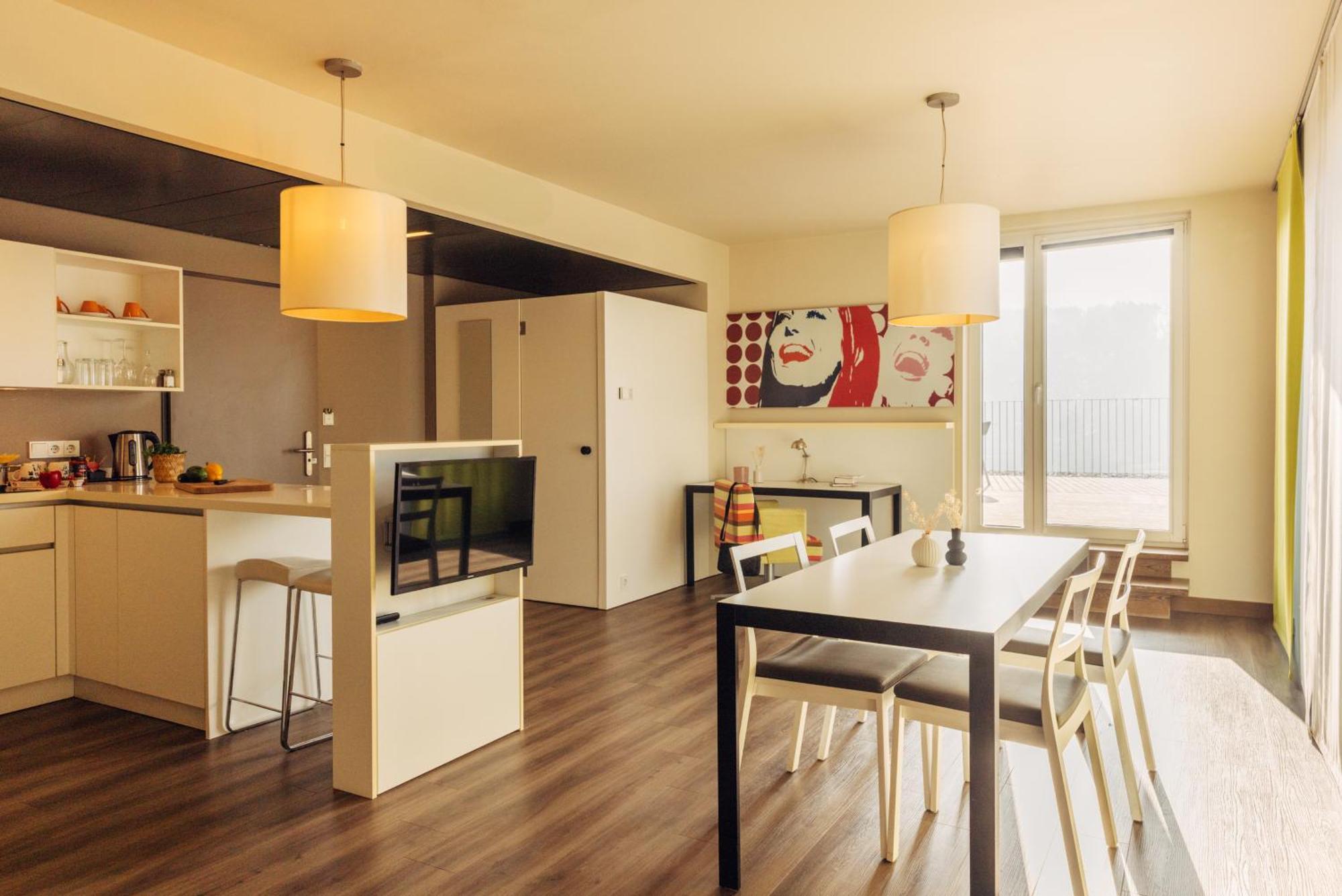 Harry'S Home Hart Bei Graz Hotel & Apartments Экстерьер фото
