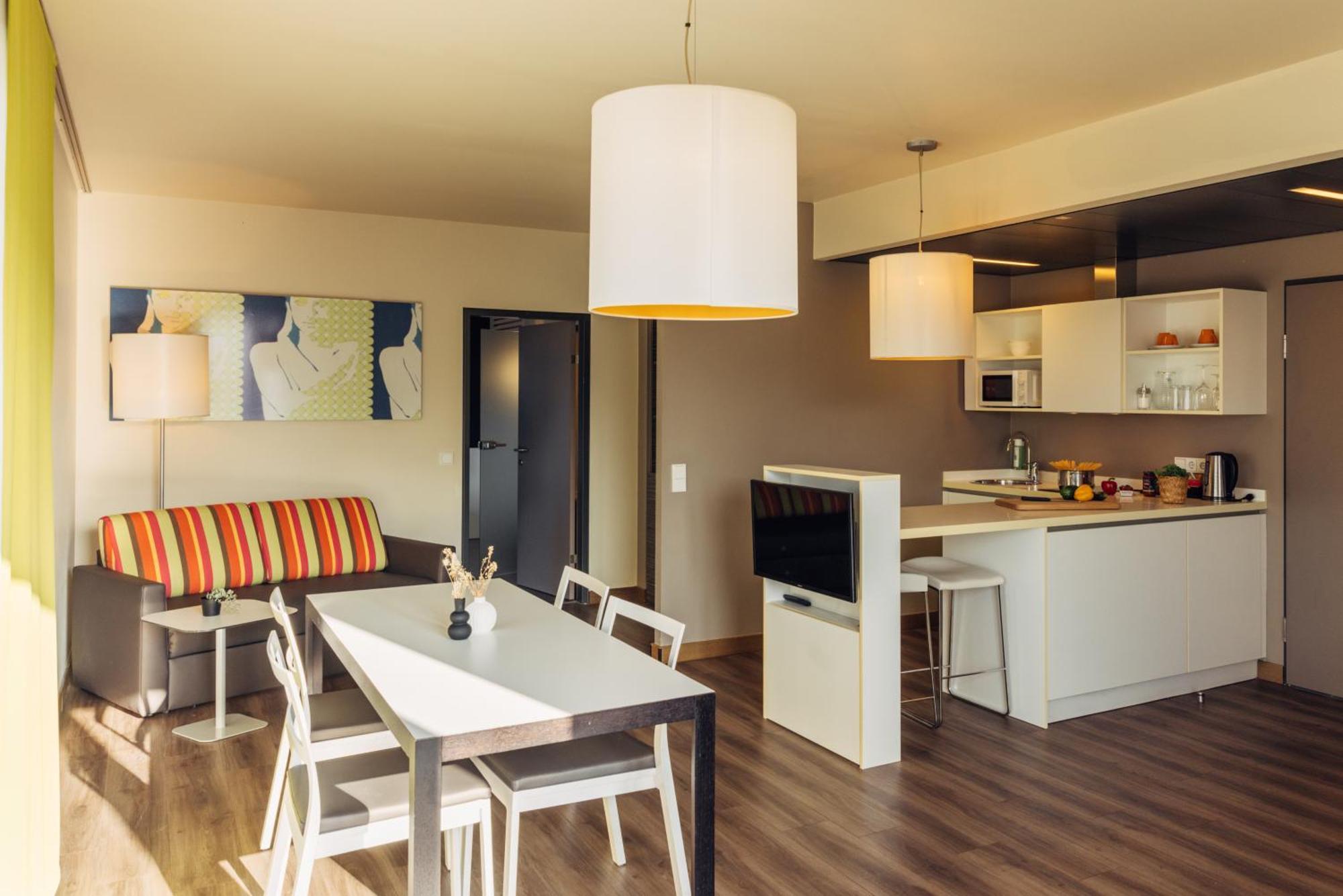 Harry'S Home Hart Bei Graz Hotel & Apartments Экстерьер фото