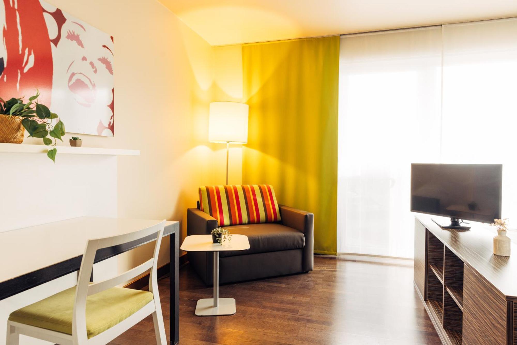 Harry'S Home Hart Bei Graz Hotel & Apartments Экстерьер фото
